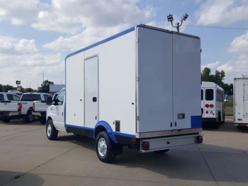 Used 2023 Ford E-350 and Econoline 350 Super Duty w/ Power Windows & Locks Group RWD image 9