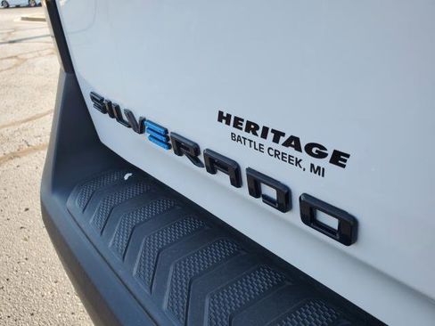 New 2025 Chevrolet Silverado EV LT image 27