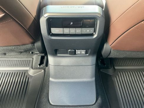 New 2026 Toyota Land Cruiser AWD/4WD image 19