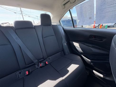 Used 2025 Toyota Corolla LE image 35