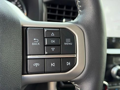 New 2024 Ford Expedition XLT image 15