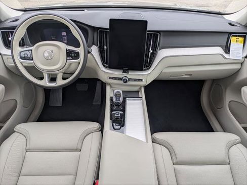 New 2026 Volvo XC60 B5 Ultra w/ Climate Package PRO image 11