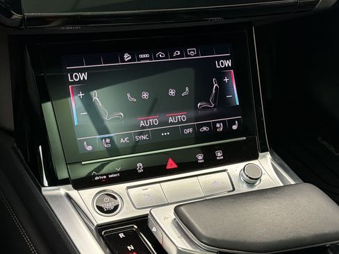 Certified 2024 Audi Q8 e-tron Premium Plus w/ Premium Plus Package AWD/4WD image 30