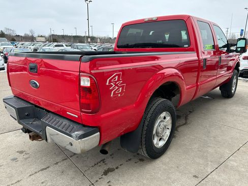 Used 2015 Ford F250 XLT w/ XLT Interior Package image 5
