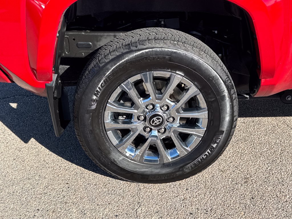 Used 2024 Toyota Tacoma Limited AWD/4WD image 42