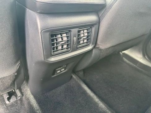 Certified 2025 Toyota RAV4 XLE AWD/4WD image 8