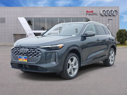 New 2026 Audi Q5 Premium AWD/4WD image 1