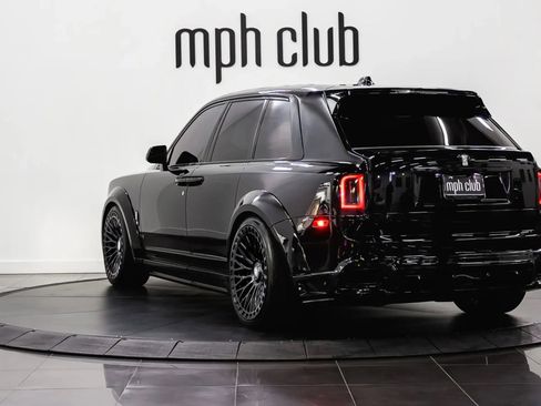 Used 2021 Rolls-Royce Cullinan image 4