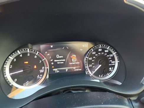 Used 2023 Toyota Highlander XLE FWD image 8