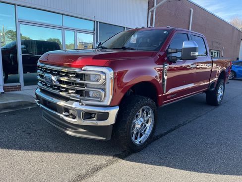 Used 2023 Ford F250 Lariat w/ Lariat Ultimate Package image 2