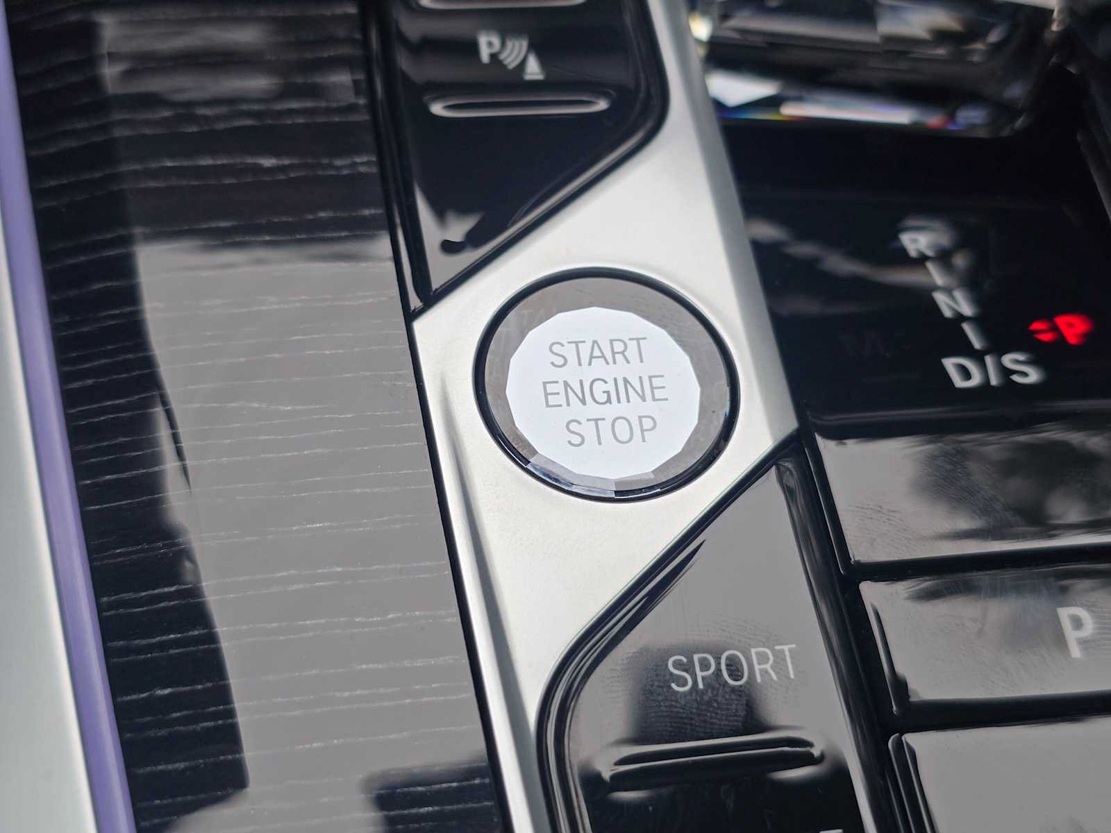 Used 2025 BMW X5 M60i AWD/4WD image 28