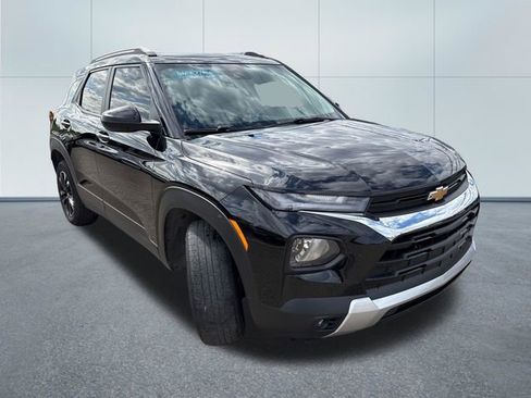 Used 2023 Chevrolet TrailBlazer LT w/ Convenience Package image 5
