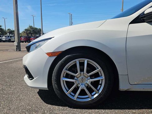Used 2019 Honda Civic Sport image 28