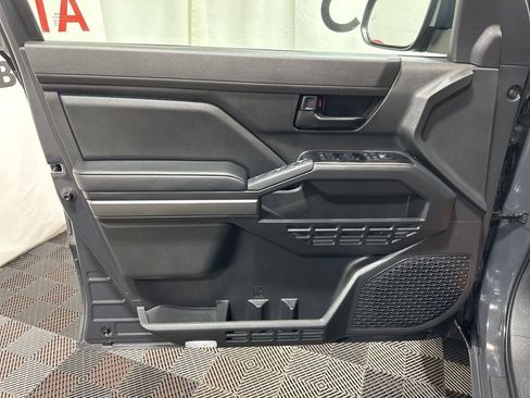 Used 2025 Toyota Tacoma SR5 image 22