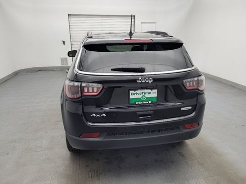Used 2024 Jeep Compass Latitude AWD/4WD image 6