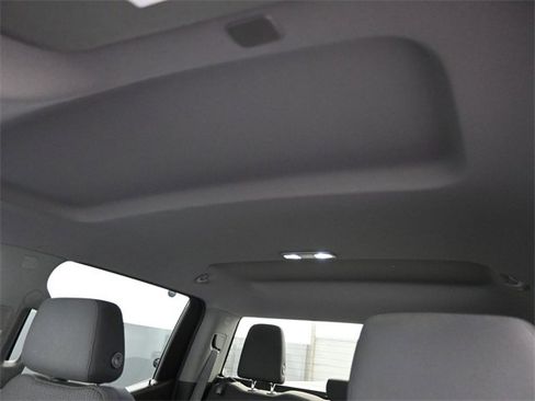 Used 2019 Chevrolet Silverado 1500 Custom w/ Custom Convenience Package image 32