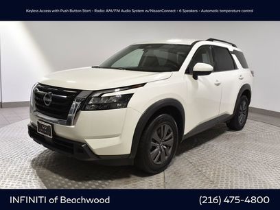 Used 2023 Nissan Pathfinder SV