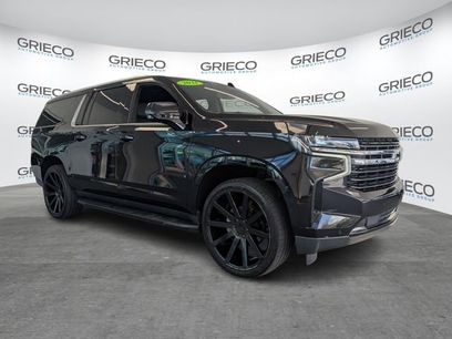 Used 2021 Chevrolet Suburban LT w/ Luxury Package