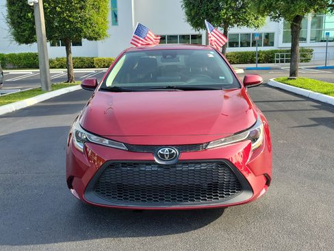 Used 2022 Toyota Corolla LE FWD image 4