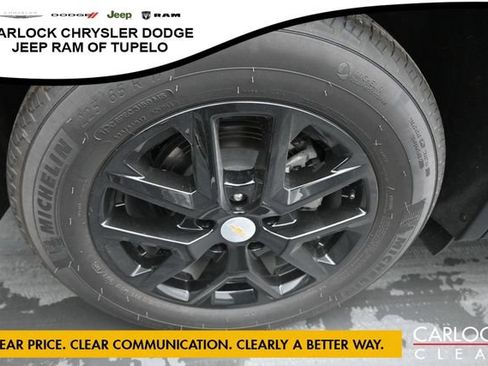 Used 2024 Chevrolet Equinox LT FWD image 36