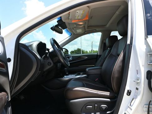 Used 2015 INFINITI QX60 FWD w/ Deluxe Touring Package image 17