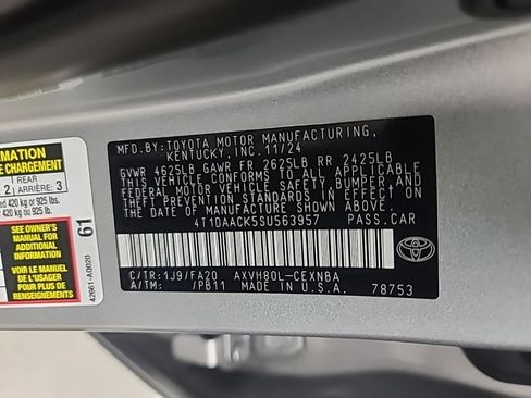 Used 2025 Toyota Camry LE FWD image 40