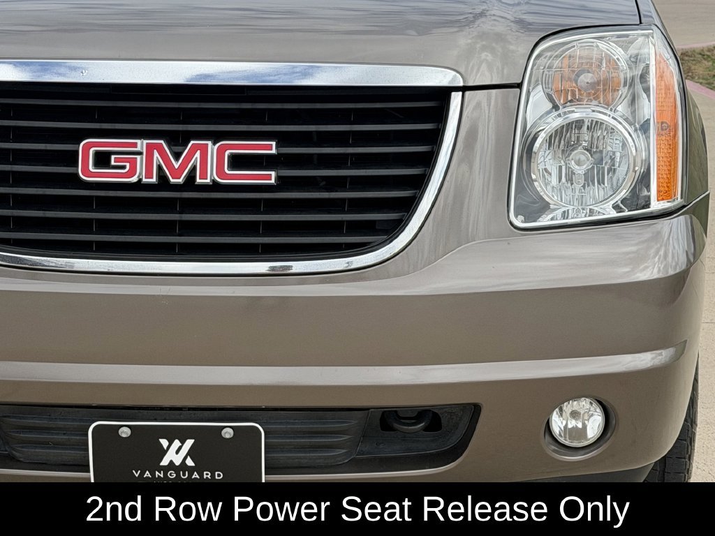 Used 2012 GMC Yukon XL SLT w/ SLT-2 Equipment Package RWD image 4