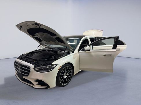 Used 2021 Mercedes-Benz S 580 4MATIC Sedan w/ AMG Line image 11
