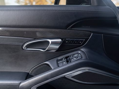 Certified 2015 Porsche 911 Turbo image 16