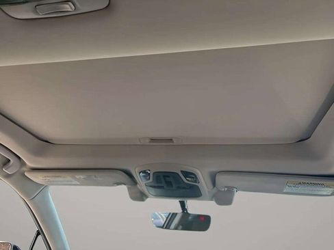 Used 2021 Subaru Outback Onyx Edition XT image 6