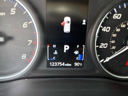 Used 2018 Mitsubishi Outlander SEL FWD image 11