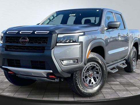 New 2026 Nissan Frontier PRO-4X w/ Pro-4x Convenience Package image 2