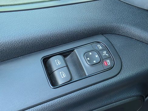 Used 2022 Mercedes-Benz Sprinter 2500 image 23