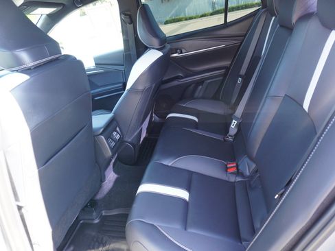 Used 2025 Toyota Camry SE w/ Convenience Package FWD image 13