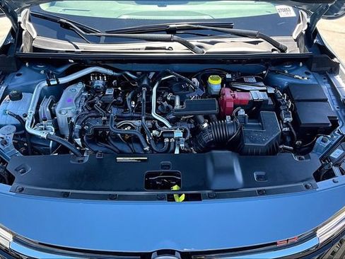 New 2027 Nissan Sentra SR w/ Floor Mat Package FWD image 11