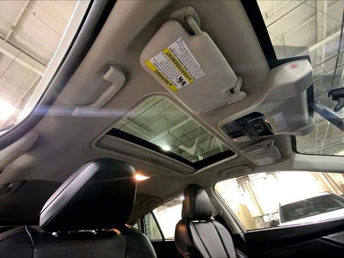 Used 2023 Subaru Crosstrek 2.5i Limited w/ Moonroof Package image 14