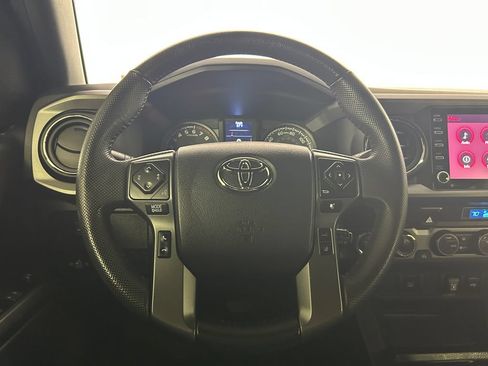 Used 2023 Toyota Tacoma TRD Sport AWD/4WD image 17