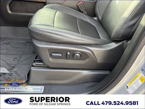 Used 2023 Chevrolet Silverado 3500 LT w/ Convenience Package image 22