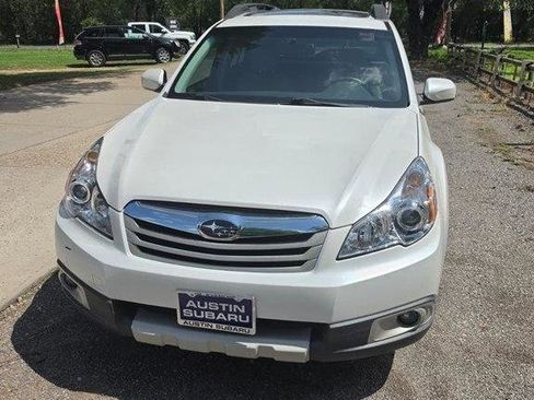 Used 2012 Subaru Outback 3.6R Limited AWD/4WD image 8