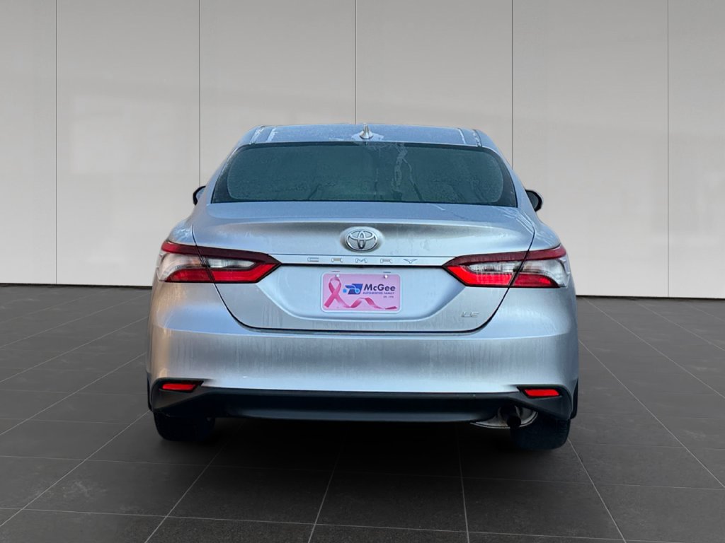 Used 2022 Toyota Camry LE FWD image 4