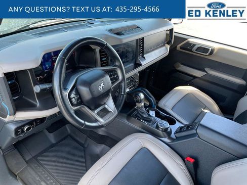 Used 2023 Ford Bronco Wildtrak AWD/4WD image 4