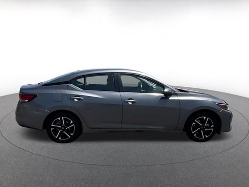Used 2025 Nissan Sentra SV FWD image 13