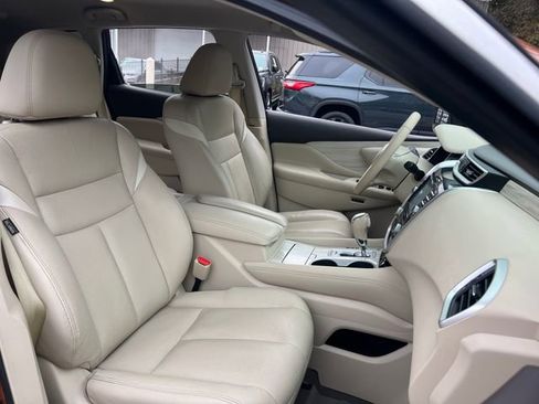 Used 2016 Nissan Murano SL w/ Cargo Package image 32