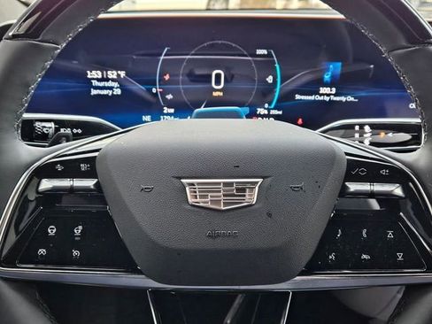 New 2026 Cadillac Lyriq Luxury image 14