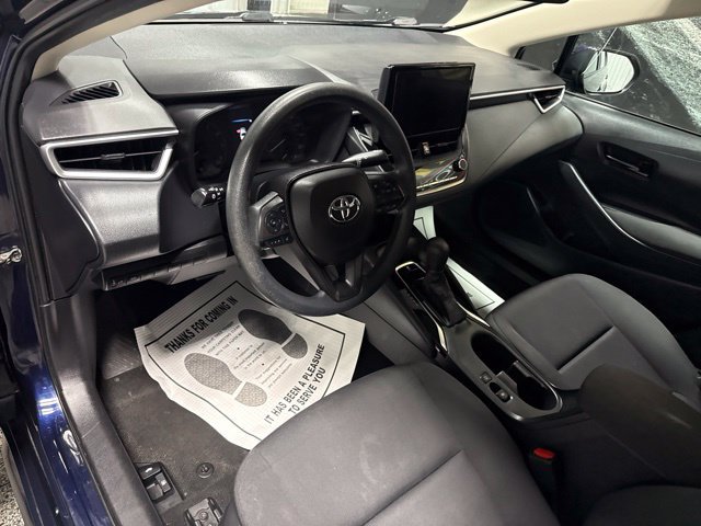 Used 2023 Toyota Corolla LE FWD image 6