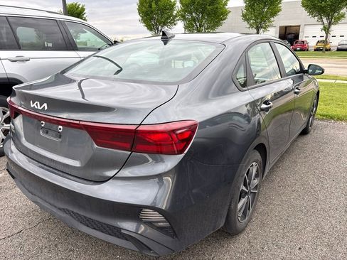 Certified 2022 Kia Forte LXS w/ LXS Technology Package FWD image 15
