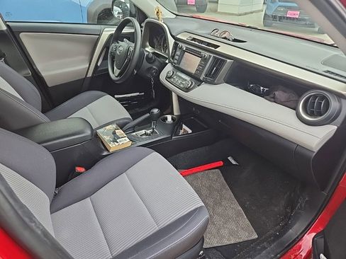 Used 2015 Toyota RAV4 XLE image 7