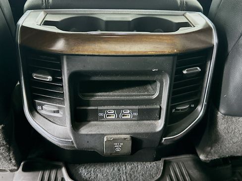 Used 2023 RAM 2500 Laramie AWD/4WD image 27