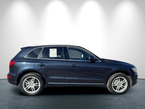 Used 2016 Audi Q5 2.0T Premium Plus w/ Technology Package image 3