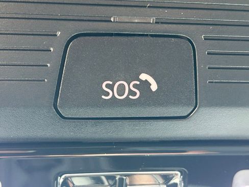 New 2026 Volkswagen Tiguan SE R-Line image 41